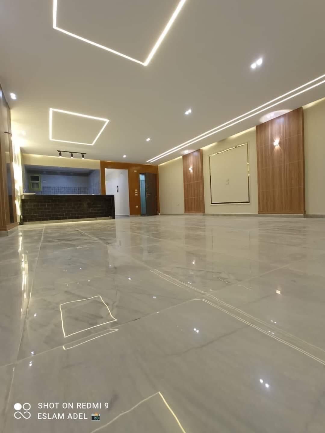 شقه وجهه مميزه 